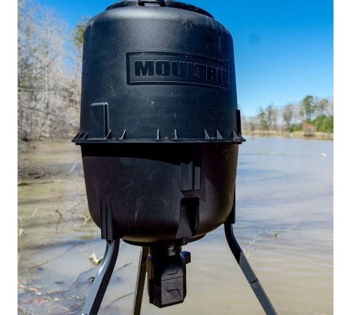 Moultrie 250LB Deer Feeder Pro Iii Directional